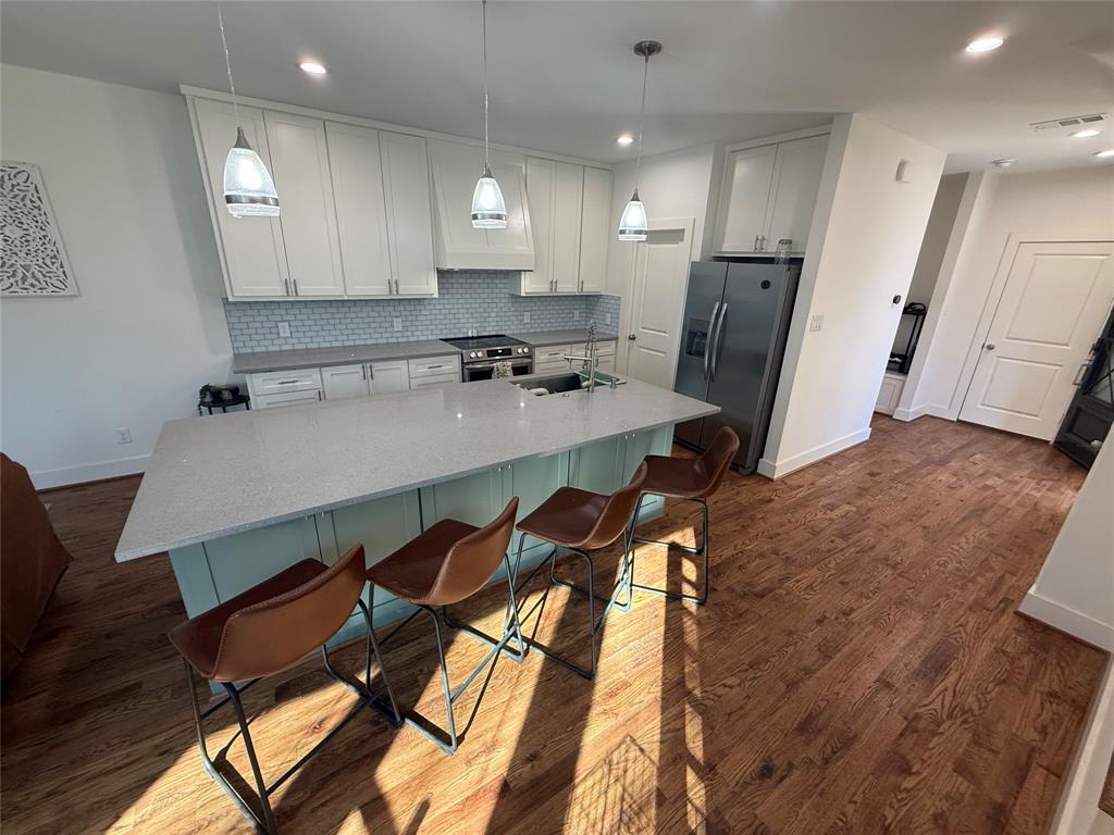 Del Mar Sub - Residential