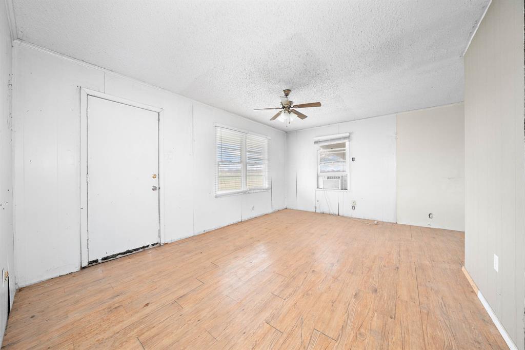 D Spears - Residential