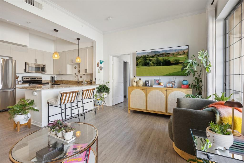 Renaissance On Turtle Creek Condo - Residential