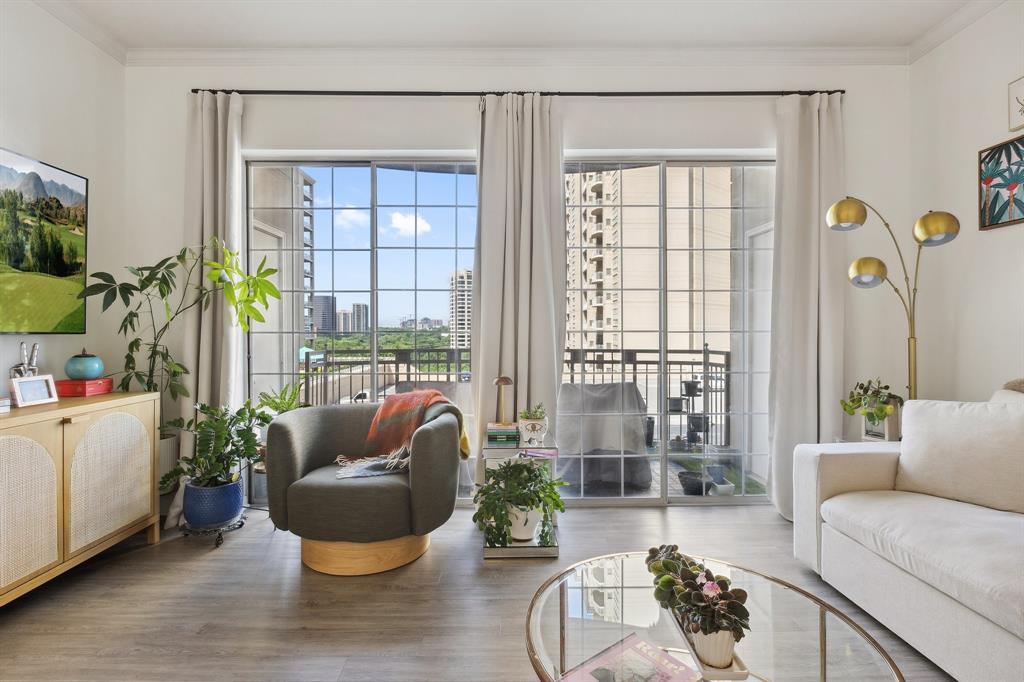 Renaissance On Turtle Creek Condo - Residential