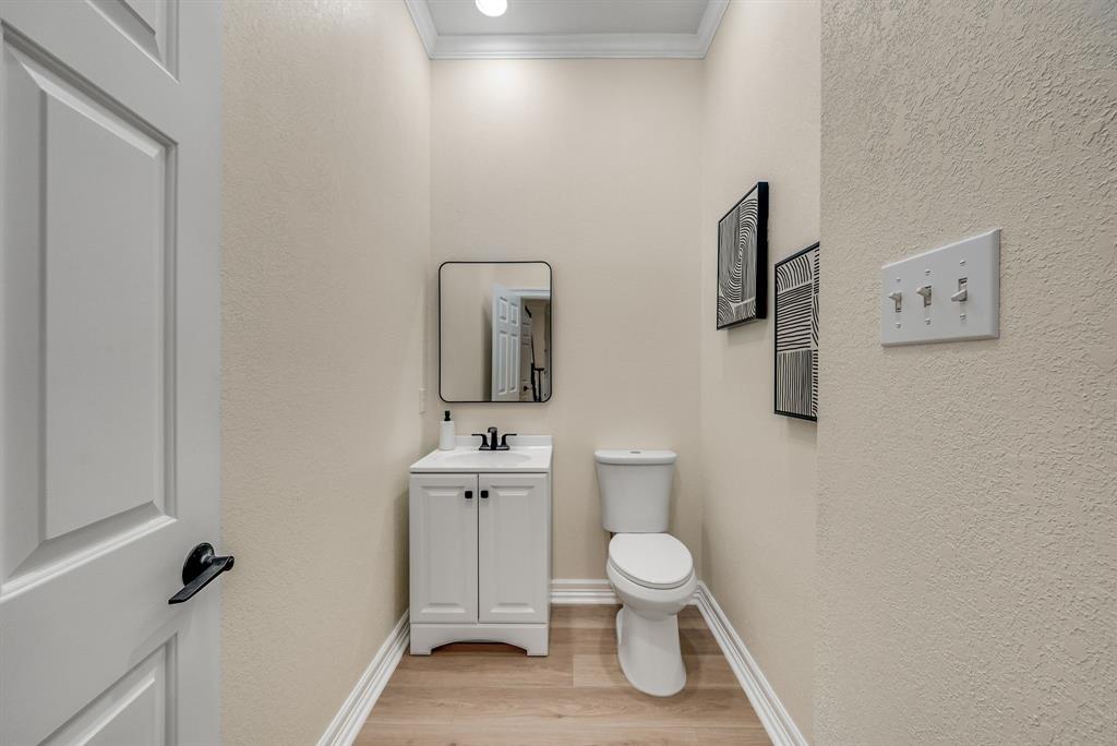 Steeplechase Ph Two-R - Residential