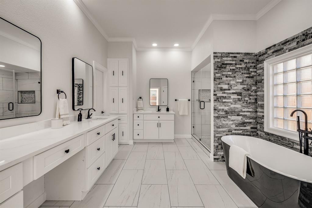 Steeplechase Ph Two-R - Residential