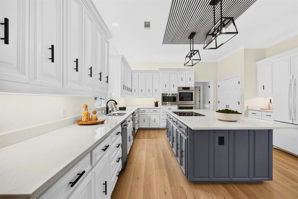 Steeplechase Ph Two-R - Residential