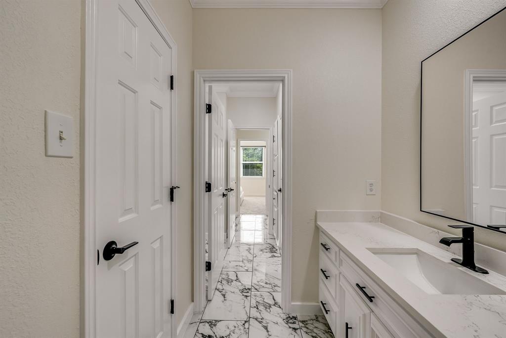 Steeplechase Ph Two-R - Residential