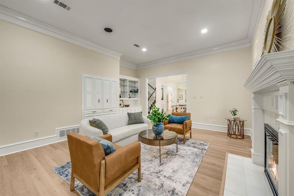 Steeplechase Ph Two-R - Residential