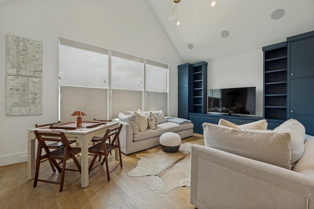 Briarwood - Residential