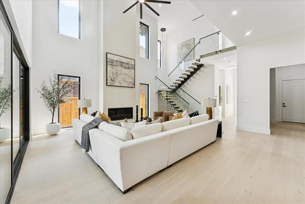 Coronado Hills - Residential
