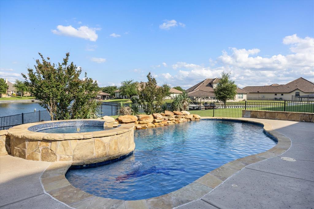 The Island on Lake Granbury - Residential