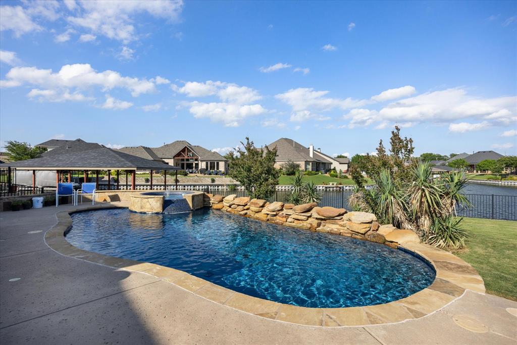 The Island on Lake Granbury - Residential