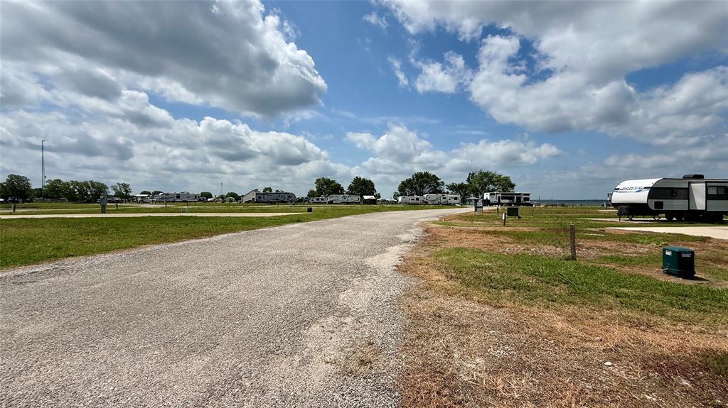 Peninsula Point - Land