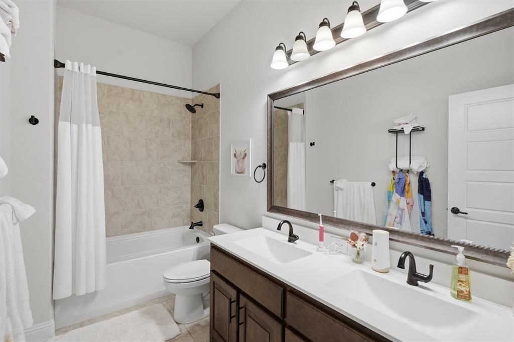 Abes Landing - Residential