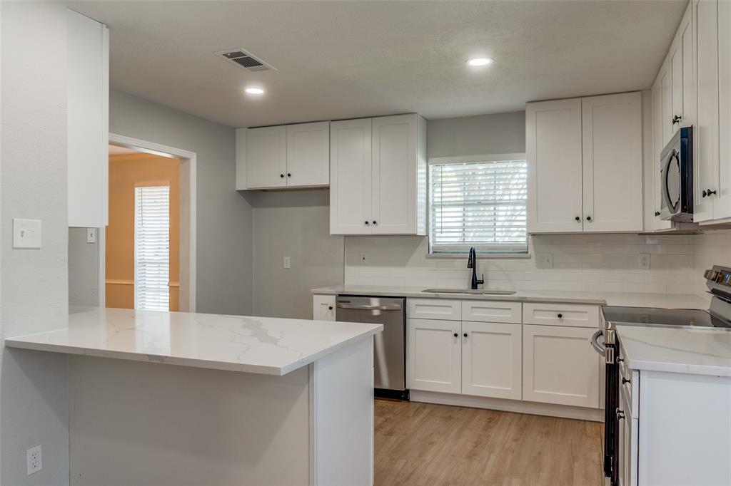 Hillcrest Manor 2nd Sec - Residential