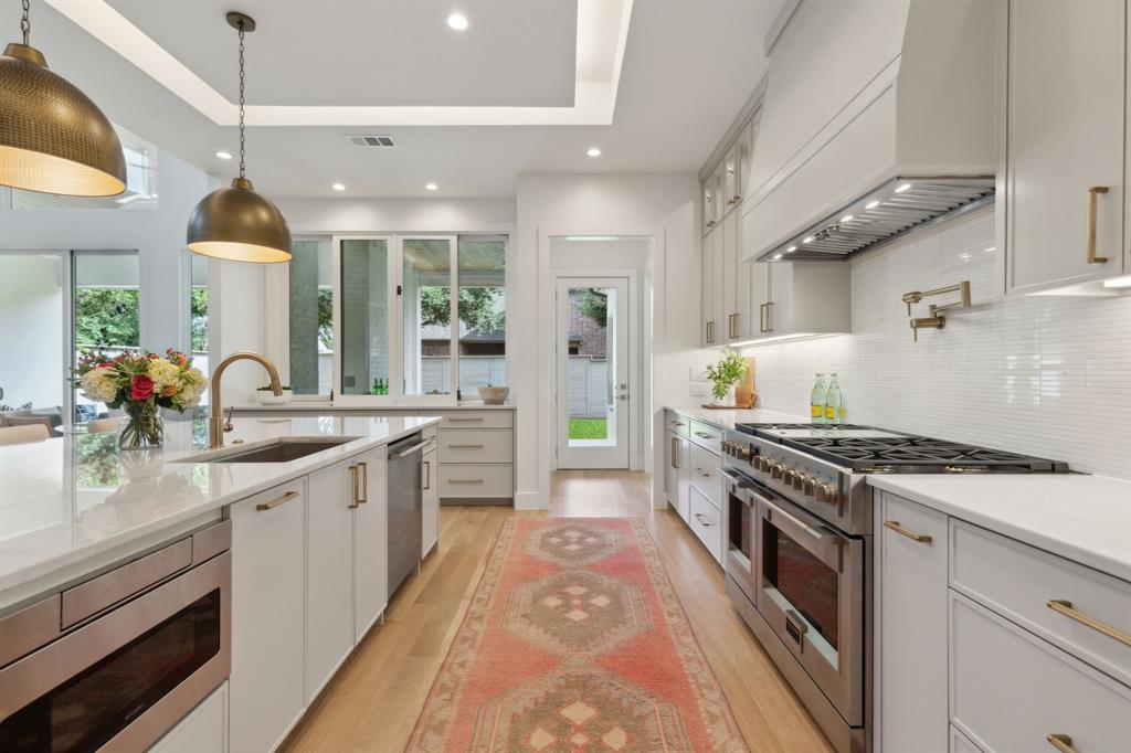Midway Manor - Residential