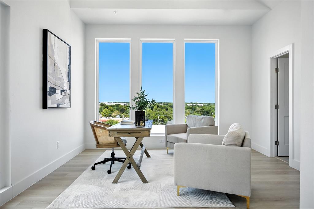 UNBEATABLE SPECIAL PRICE FOR A LIMITED TIME , Lancaster Townhomes offers a 1,941 sq ft, 3-bedroom, 3.5-bathroom residence with a private office and rooftop deck. Features include engineered wood flooring throughout, custom built-in cabinets in the bedrooms, European-style kitchen cabinetry, quartz countertops, and a living room accent wall. The open floor plan includes tall doors and large windows for natural light. The home has a 2-car garage, large closets, and low-maintenance finishes. Located near Bishop Arts District, Downtown Dallas, Farmers Market, and Deep Ellum.