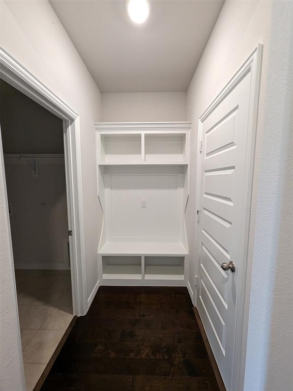 Stark Farms, Phase 2, Blk R, Lot 5 - Residential Lease