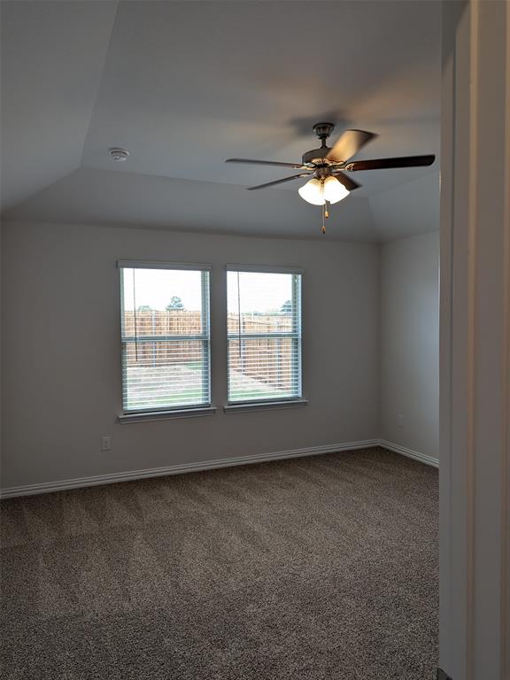 Stark Farms, Phase 2, Blk R, Lot 5 - Residential Lease