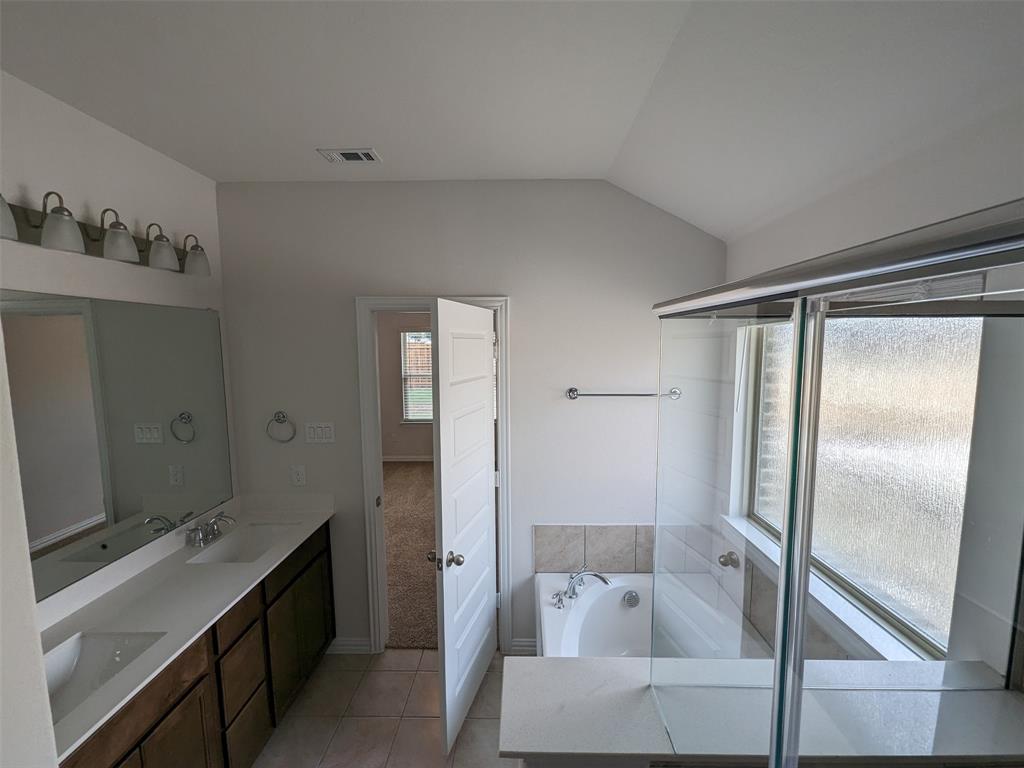Stark Farms, Phase 2, Blk R, Lot 5 - Residential Lease