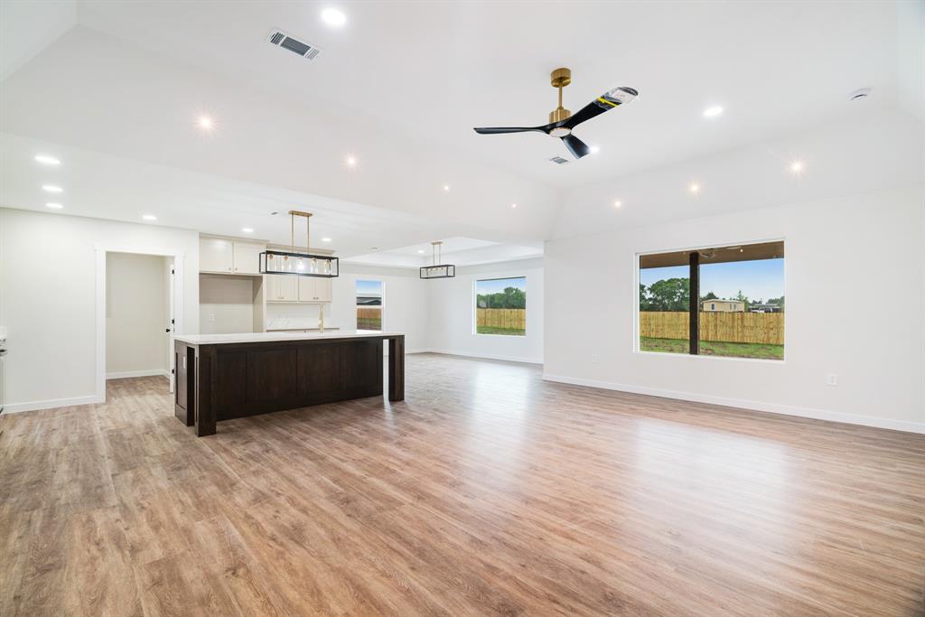BOIS D'ARC ESTATES - Residential