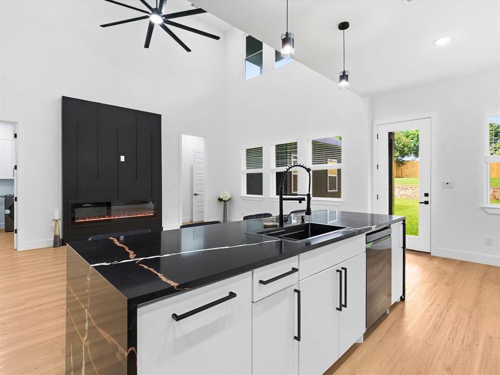 Alameda Heights - Residential