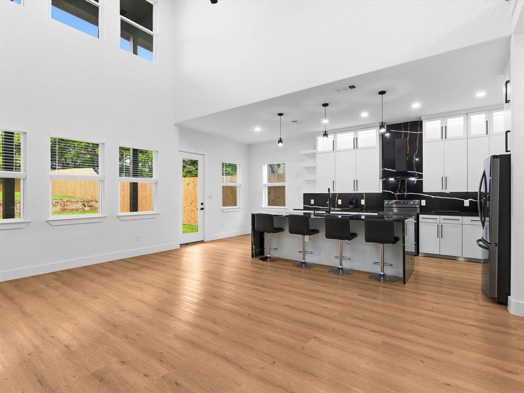 Alameda Heights - Residential