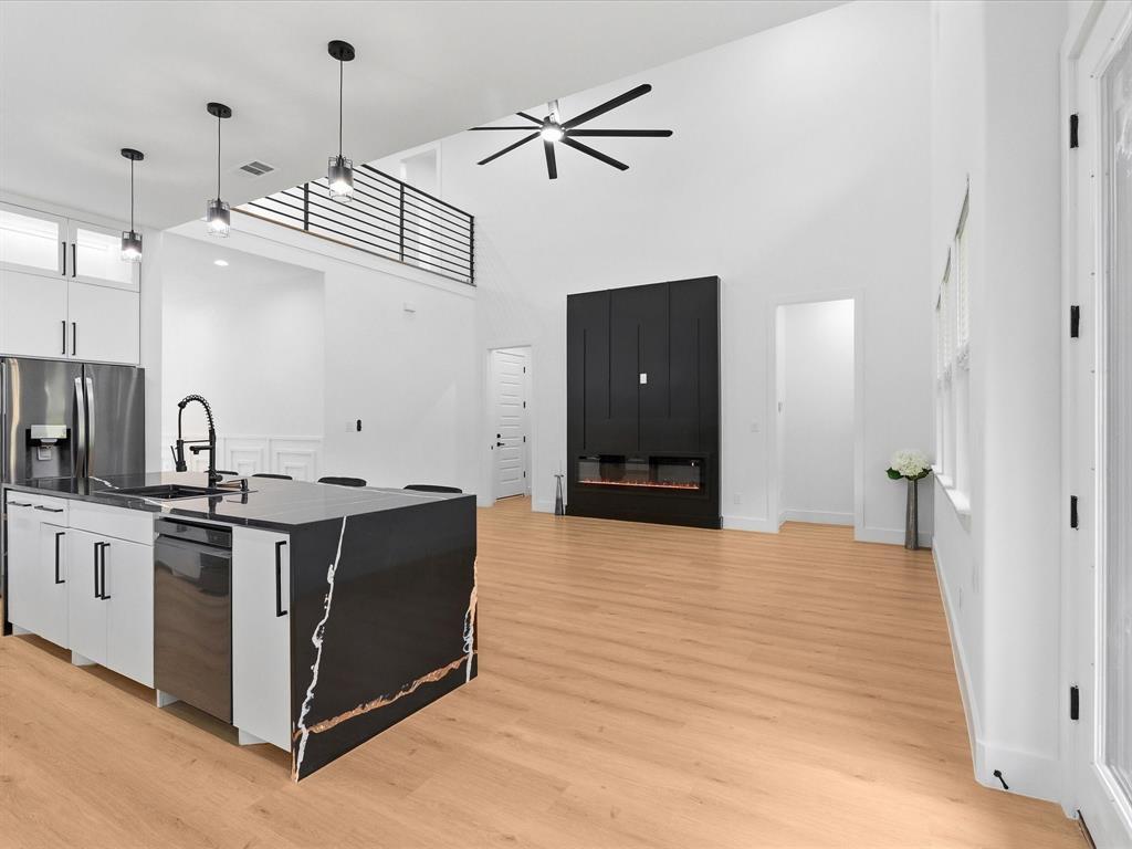 Alameda Heights - Residential