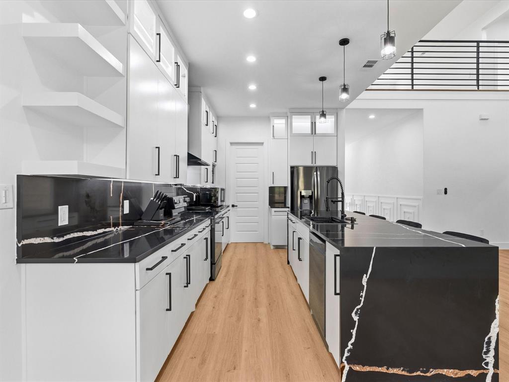 Alameda Heights - Residential