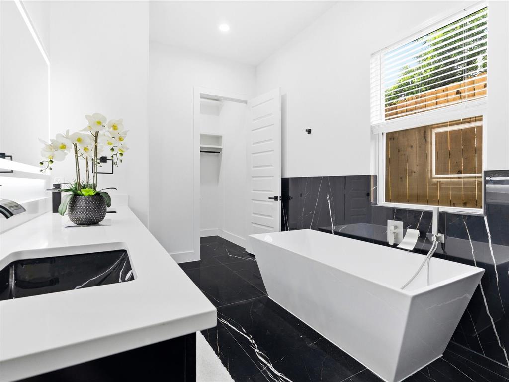 Alameda Heights - Residential