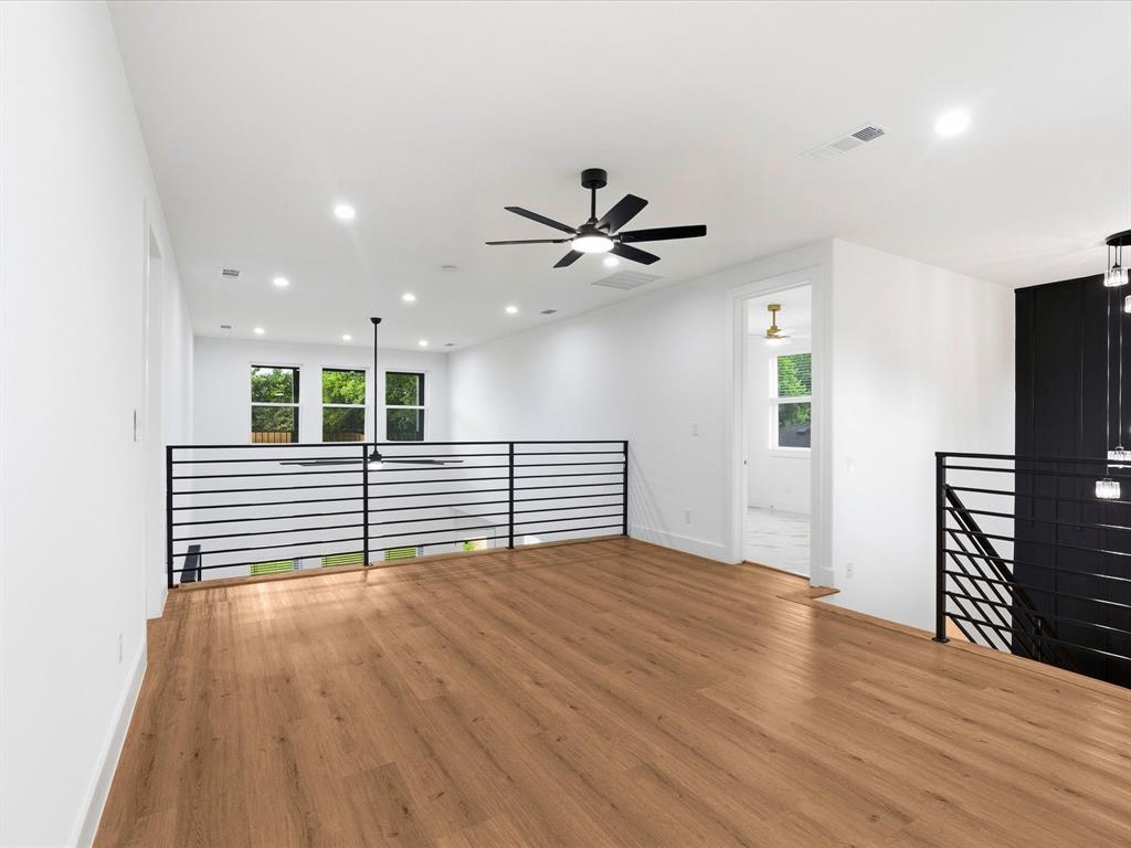 Alameda Heights - Residential