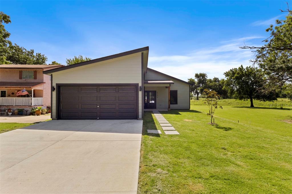 Eagle Ford Plaza 02 - Residential