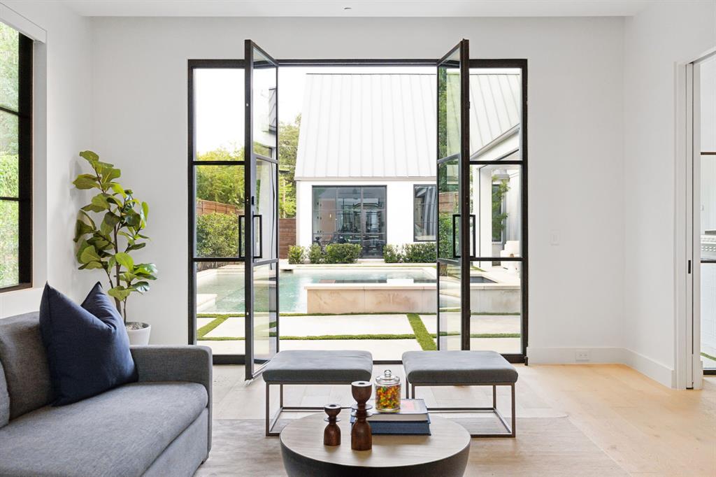 Meadowbrook Terrace - Residential