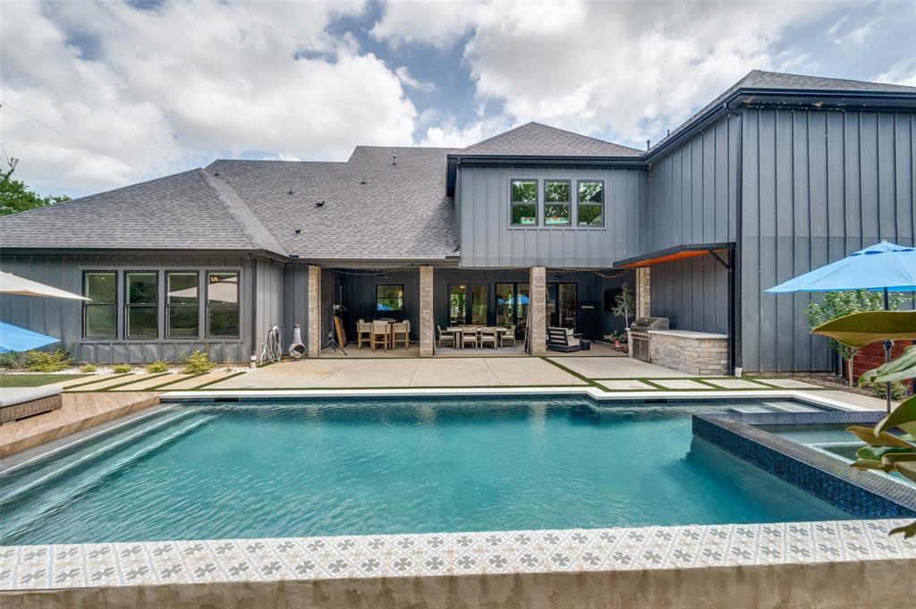 Sunset Point At Twin Coves - Residential