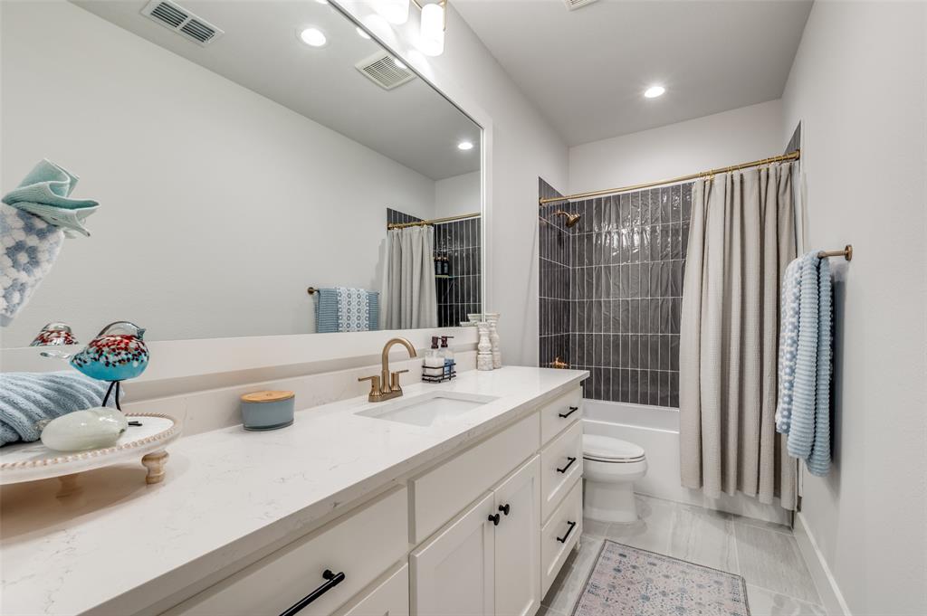 Sunset Point At Twin Coves - Residential