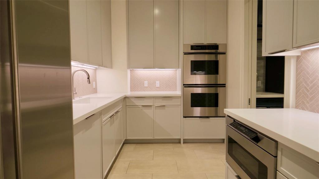 Plaza At Turtle Creek Residence Ph - Residential