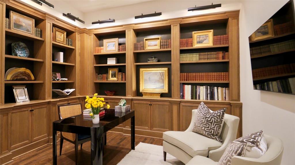 Plaza At Turtle Creek Residence Ph - Residential