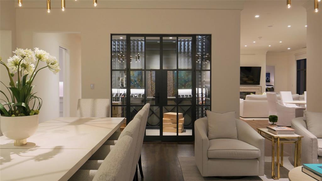 Plaza At Turtle Creek Residence Ph - Residential