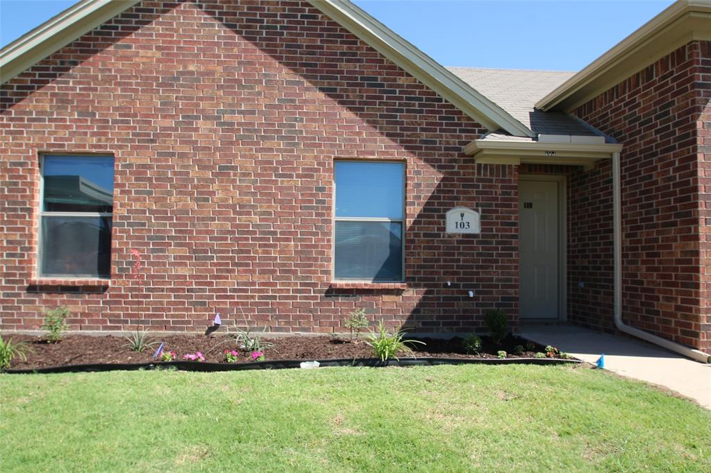 Arrowhead Point - Residential Lease