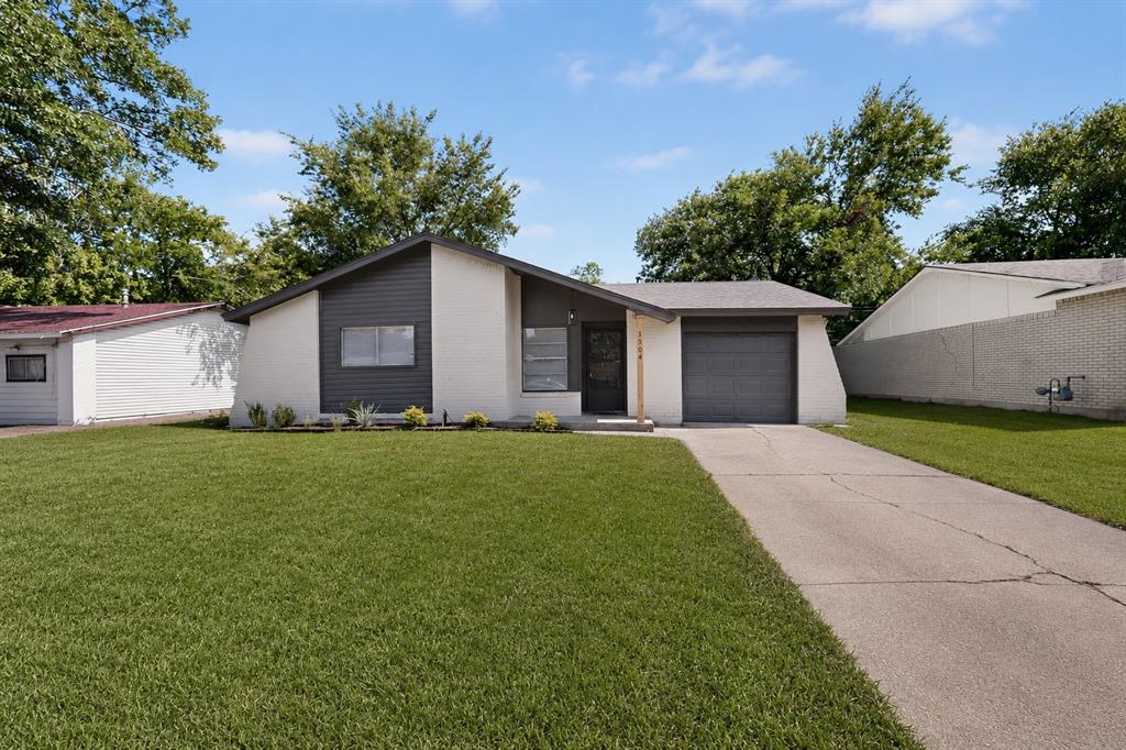 Completely Renovated & Move-In Ready!

Welcome to this beautifully updated home offering the perfect blend of modern style and everyday comfort. Inside, you'll find durable luxury vinyl plank flooring throughout the main living areas, creating a seamless and contemporary look. The fully remodeled kitchen features updated cabinetry, modern countertops, stylish fixtures, and a fresh design that's perfect for cooking and entertaining.

The bathroom has been thoughtfully renovated with beautiful new tile, giving it a clean, spa-inspired feel. Fresh finishes throughout make this home truly move-in ready.

Situated on a generous lot in an established Arlington neighborhood, this home is conveniently located near shopping, dining, parks, schools, and major highways, providing easy access to everything the area has to offer.

Don't miss your opportunity to own this beautifully renovated home—schedule your showing today!