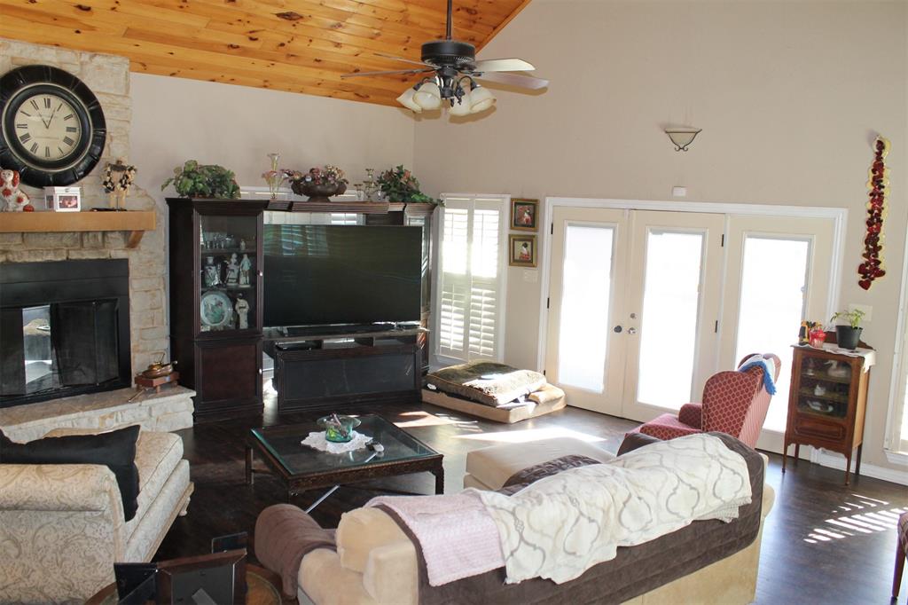 Point La Vista - Residential