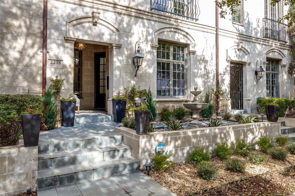 No expense spared in updating this immaculate townhouse, nestled on a cul-de-sac in the coveted State Thomas neighborhood and walking distance to McKinney Ave, Whole Foods, coffee shops, restaurants, yoga studio, and community dog park. This 5-story townhouse (with accessible elevator) has been completely renovated with a sophisticated and modern look. New front yard landscaping (no HOA for this home), new paint throughout, new epoxy flooring in oversized garage, resurfaced flooring and stairs, brand new kitchen with premium quartz waterfall island, updated primary bedroom and ensuite, updated laundry room and bathrooms, enclosed 4th floor bedroom, resurfaced fireplaces, and stunning designer primary suite walk-in closet that includes new jewelry island, high end shelving, and storage. The true reason this home stands out is the rooftop's jaw-dropping views of the Dallas skyline, heated pool with jacuzzi jets, lap pool, and new privacy walls. This truly is an entertainer’s dream home.