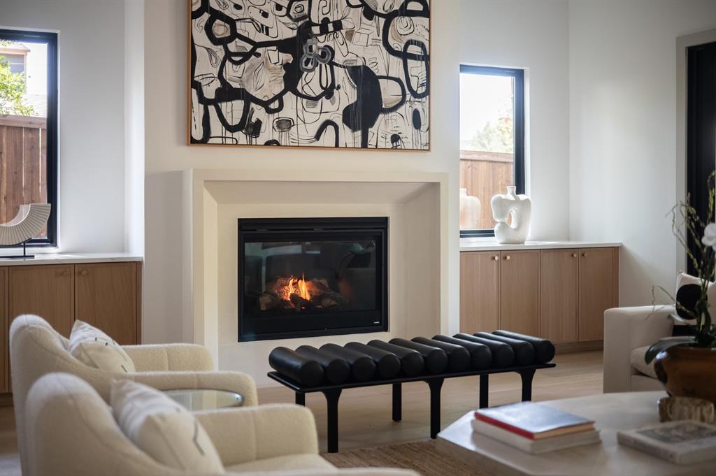 Wilshire Heights 3 - Residential
