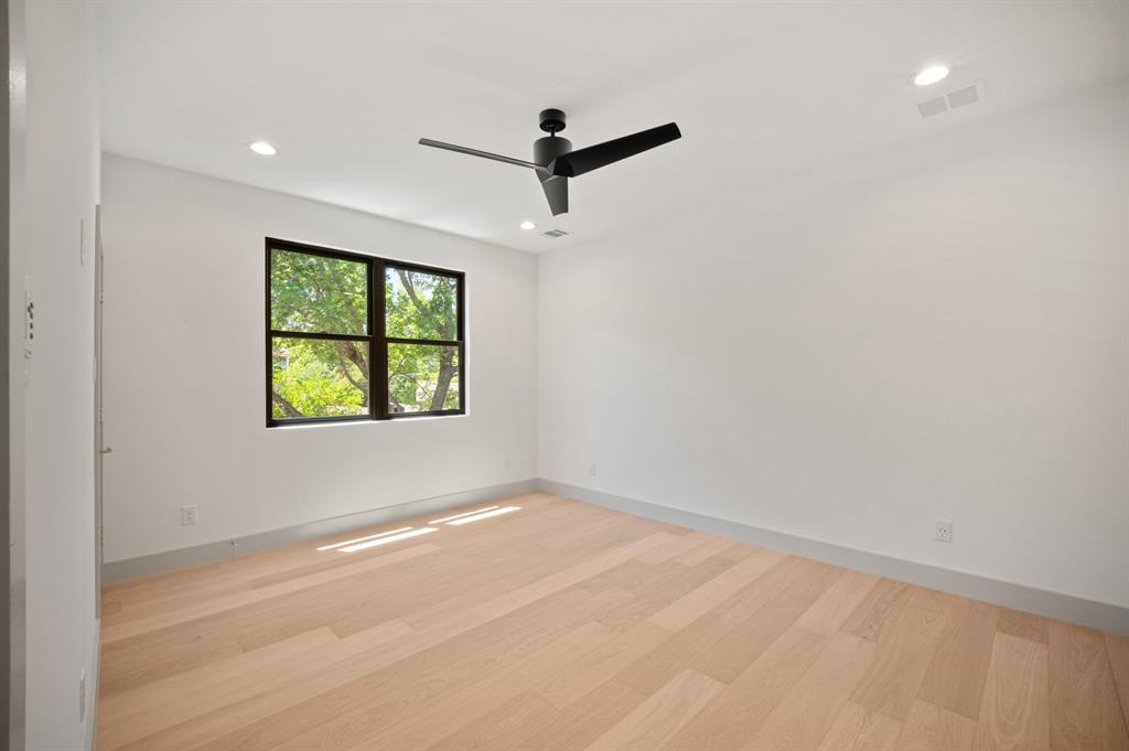 Wilshire Heights 3 - Residential