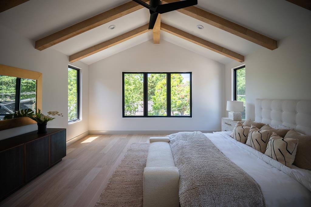 Wilshire Heights 3 - Residential