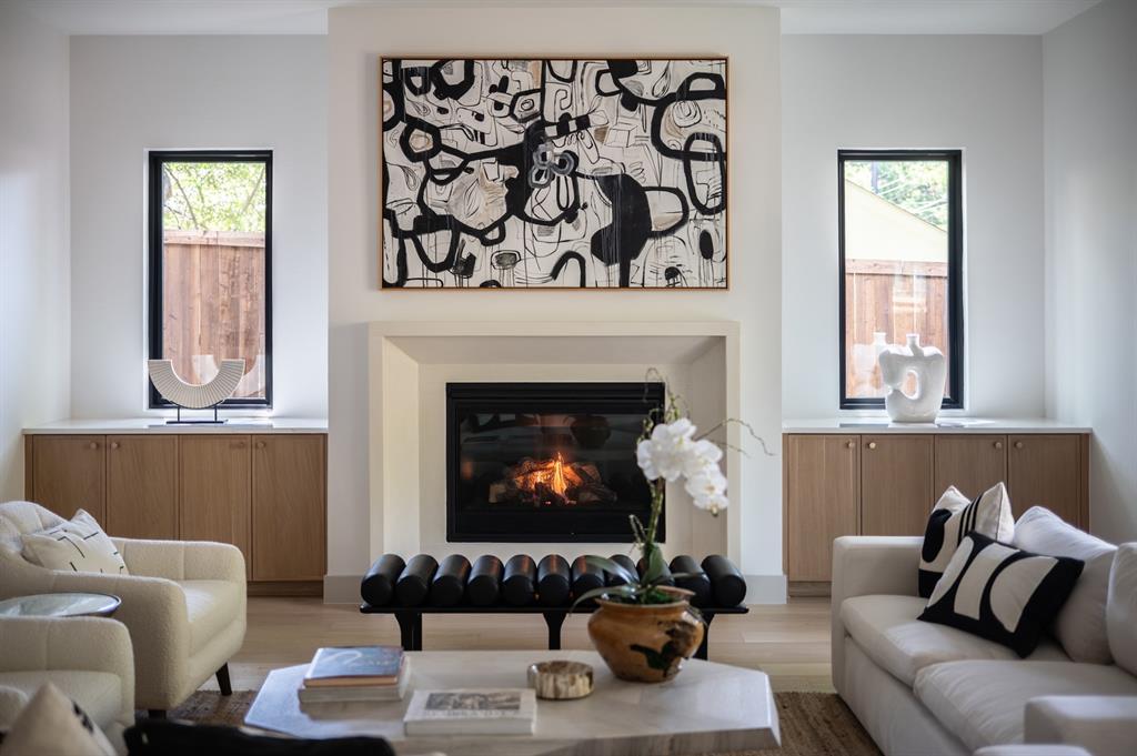 Wilshire Heights 3 - Residential