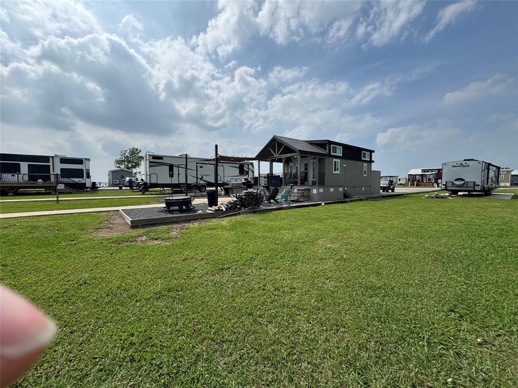 Peninsula Point - Residential