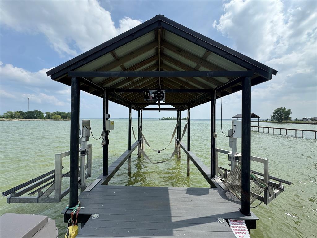 Peninsula Point - Residential