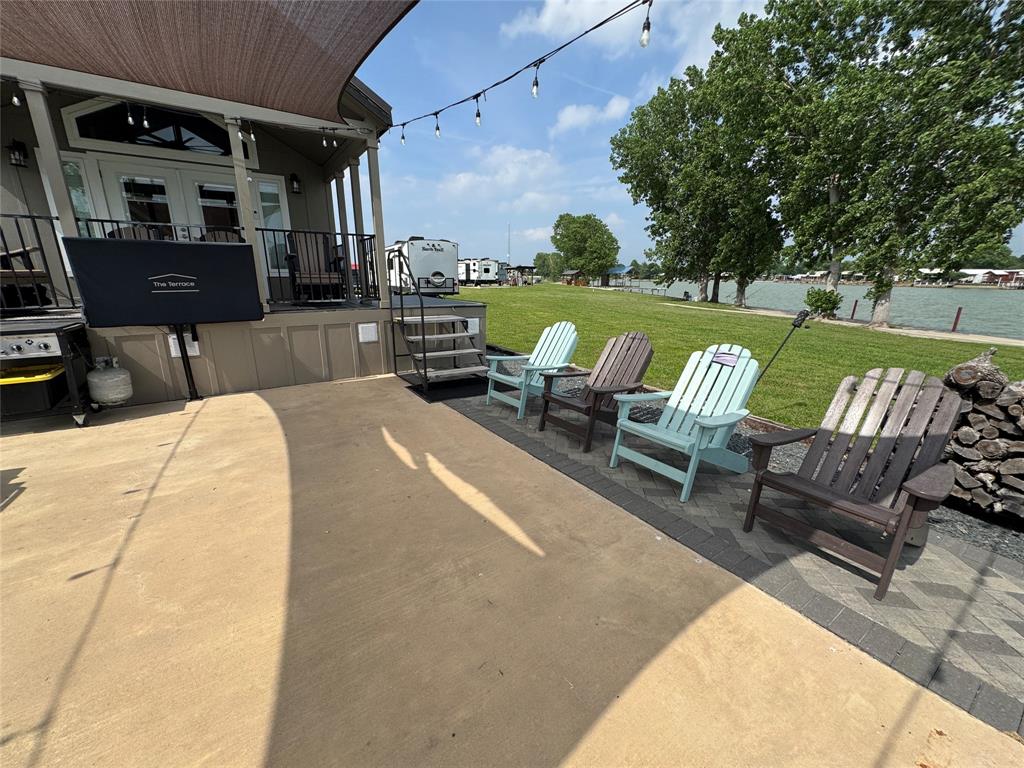 Peninsula Point - Residential