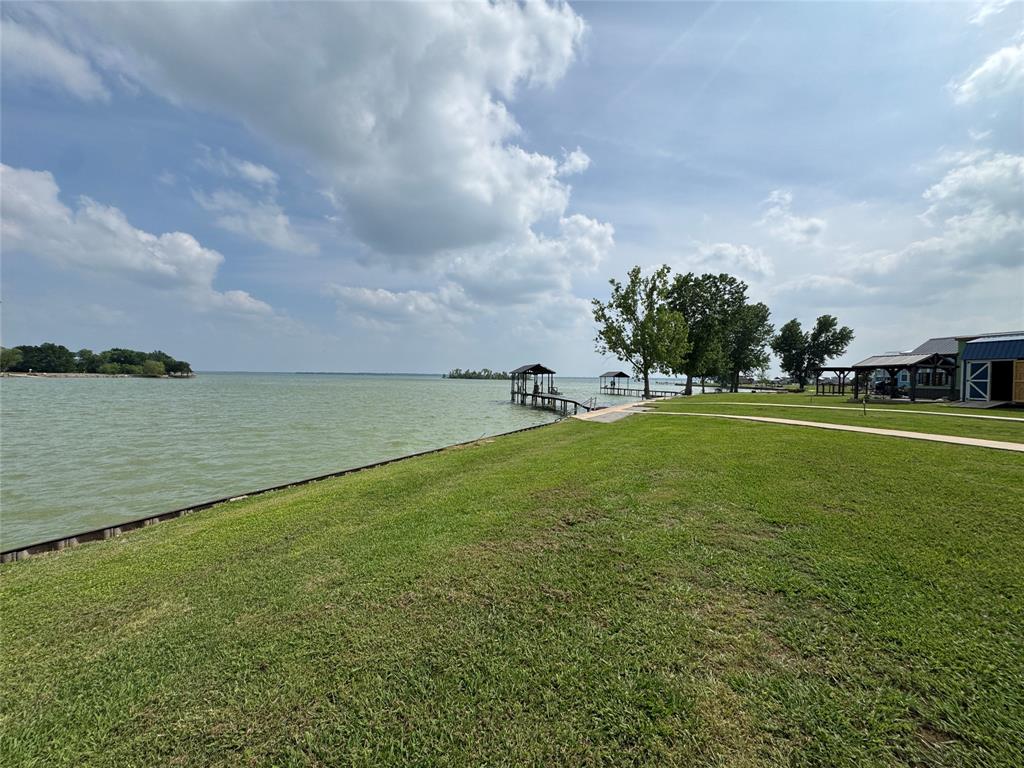 Peninsula Point - Residential