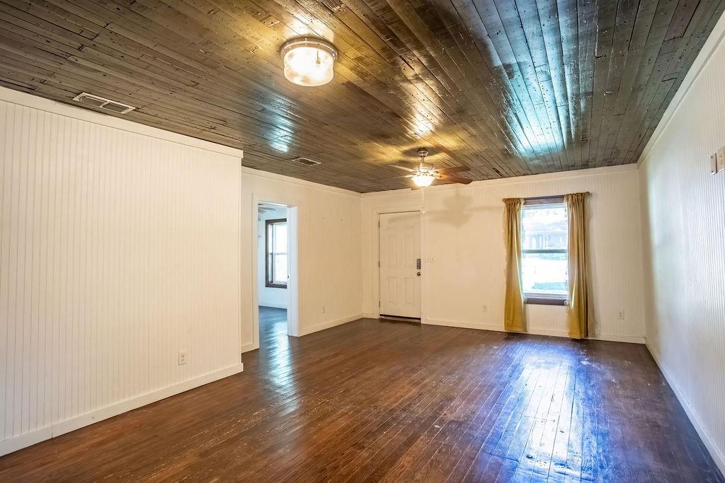 Barres - Residential
