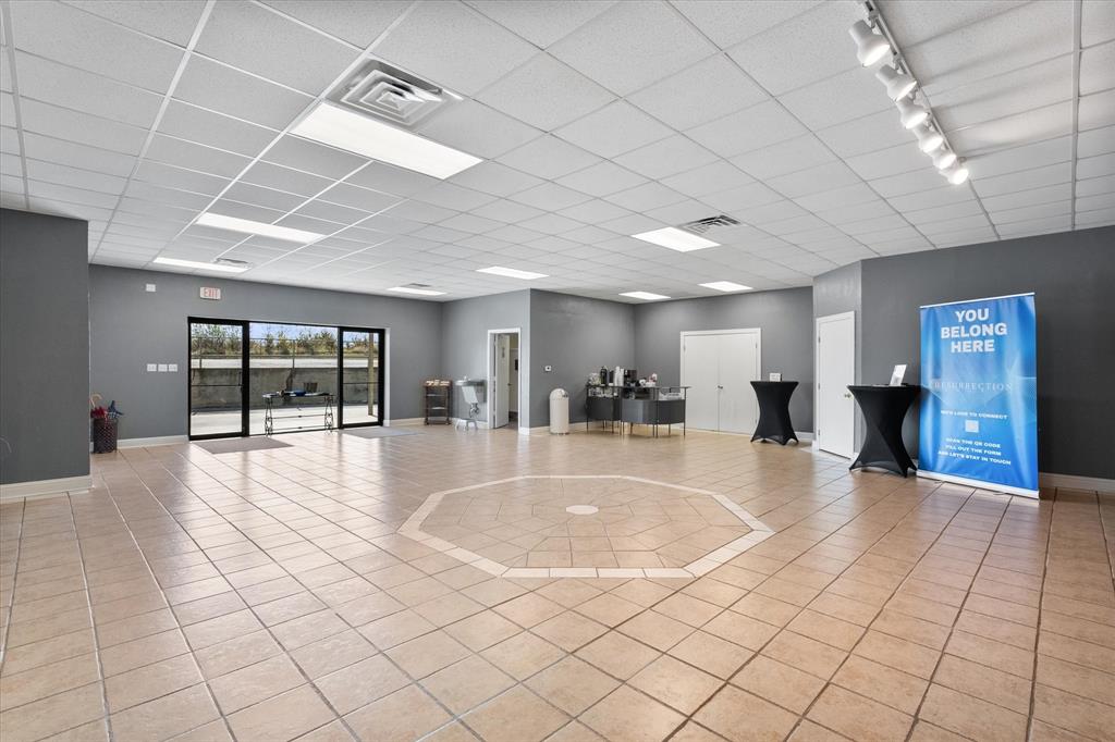 Unknown - Commercial Sale