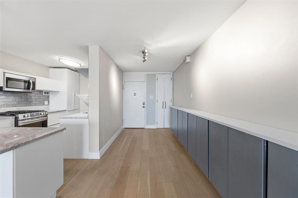 Twenty-One Turtle Creek Condos - Residential